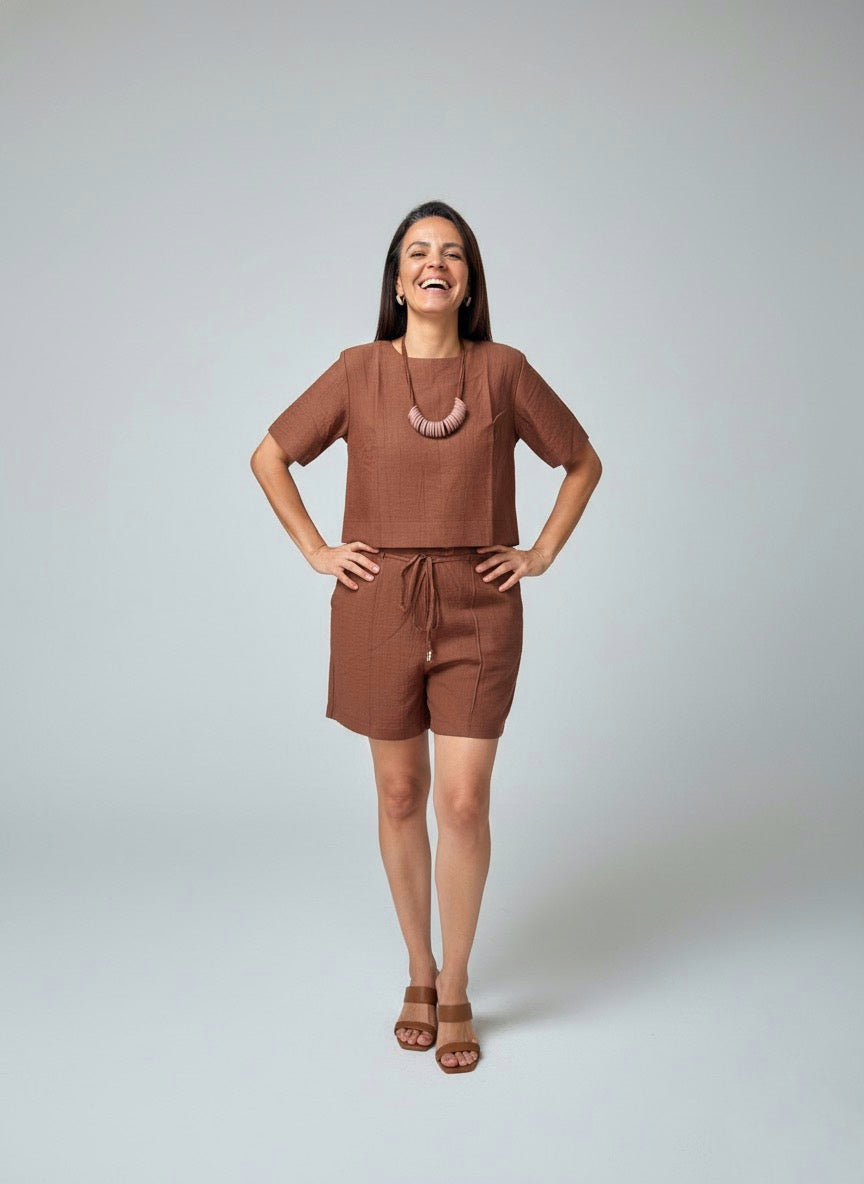 Blusa Giane Manga Curta